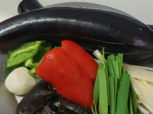 茄子の色取り野菜の挟み揚げ