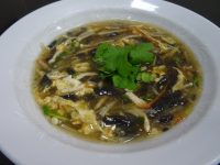 黒胡麻豆腐の酸辣湯